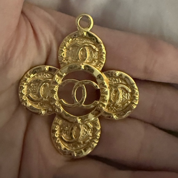 CHANEL Jewelry - CHANEL Gold Brooch with Iconic Logo and stamped